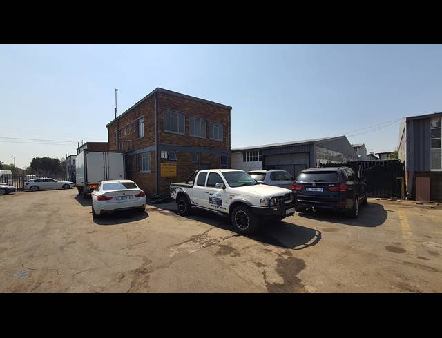 285M² WAREHOUSE TO LET IN SPARTAN
